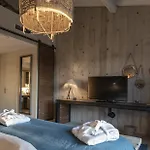 Alojamento de Acomodação e Pequeno-almoço Domaine Tarbouriech, Demeure & 4*