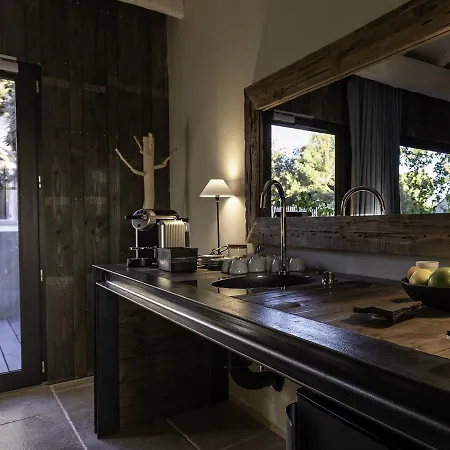 Domaine Tarbouriech, Demeure Privée&spa Couette-café Marseillan (Herault)