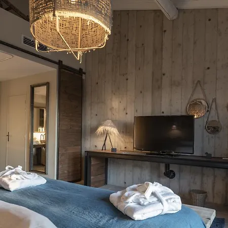 Bed & Breakfast Domaine Tarbouriech, Demeure & 4*