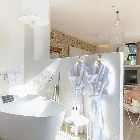 Domaine Tarbouriech, Demeure & Bed & Breakfast Marseillan (Herault)