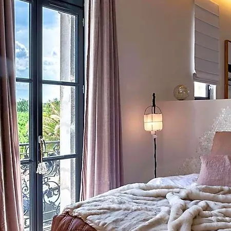 Bed & Breakfast Domaine Tarbouriech, Demeure & Marseillan (Herault)