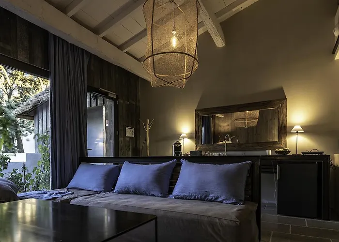 Domaine Tarbouriech, Demeure & Alojamento de Acomodação e Pequeno-almoço 4*